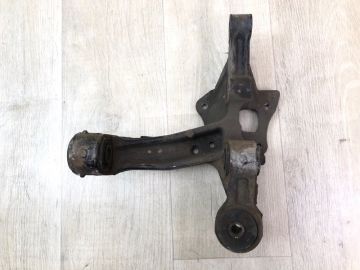 Цапфа задн. лів. TOYOTA CAMRY 40 06-11