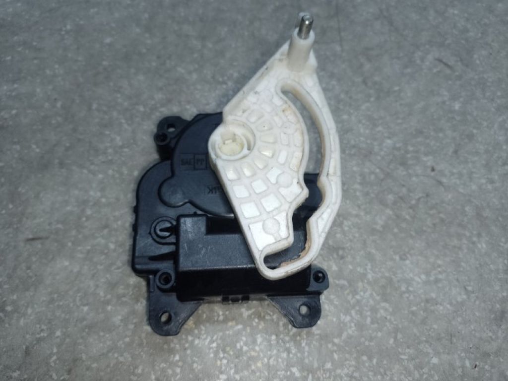 79140-SHJ-A01 | Моторчик заслінки пічки передн. ACURA MDX (YD2) 06-13