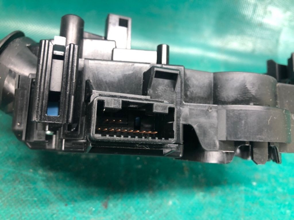 84140-33280 | Підрульовий перемикач лів. LEXUS NX 14-21 - Фото 4