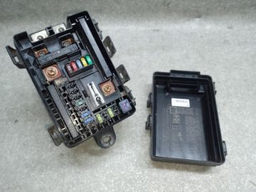 Блок предохранителей моторный отсек ACURA MDX (YD2) 06-13