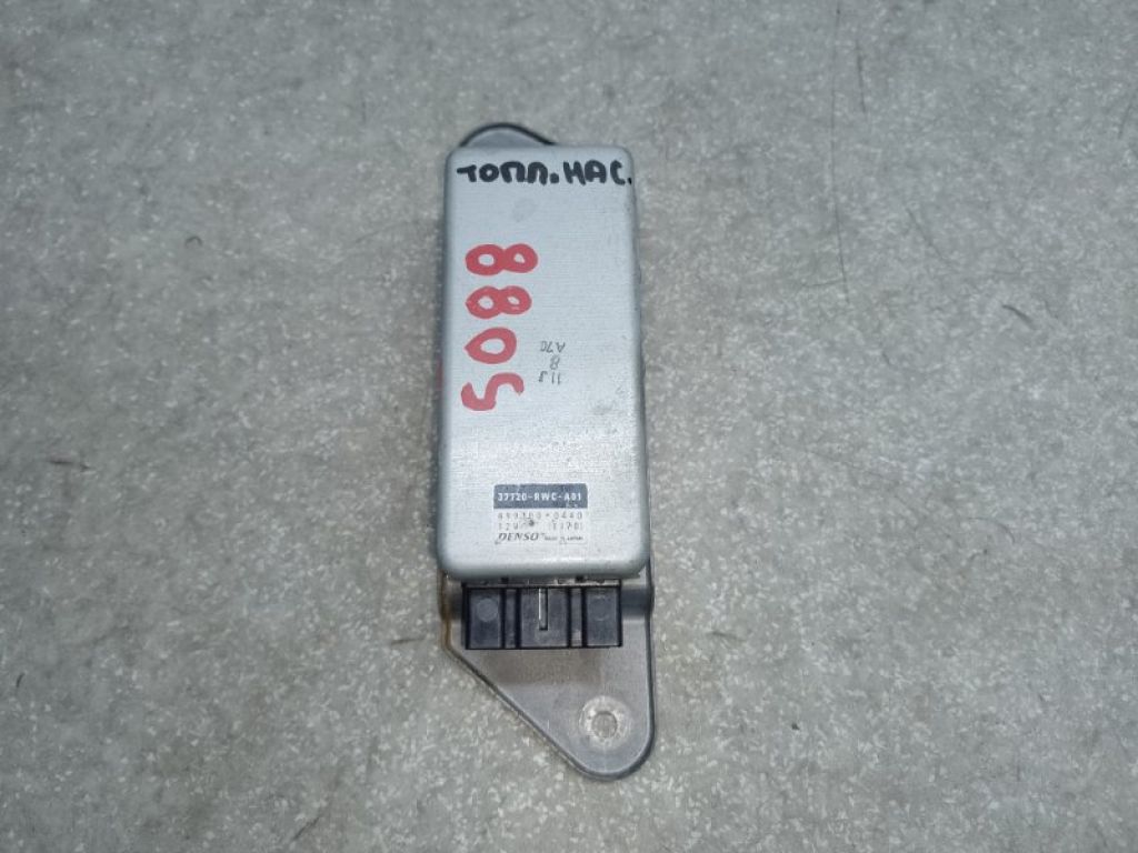 37720-RWC-A01 | Блок управления топливным насосом ACURA MDX (YD2) 06-13