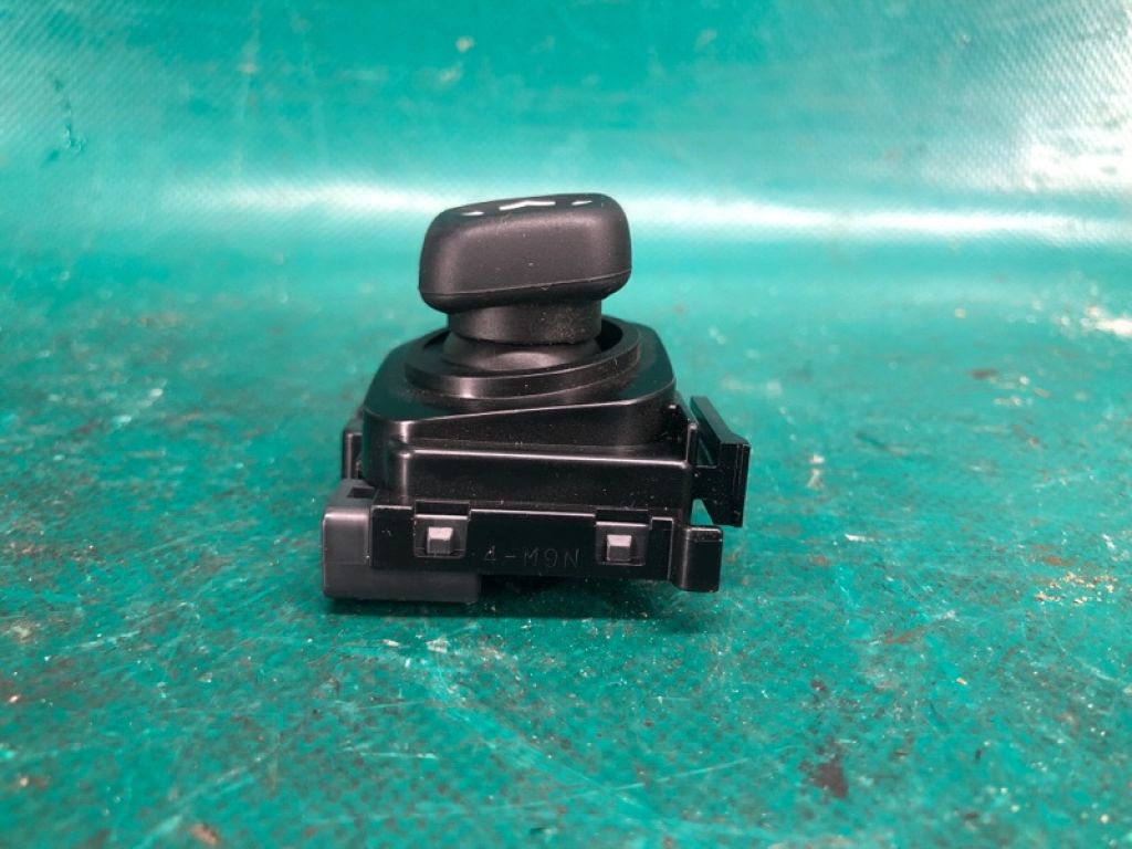 89235-33010 | Кнопка регулювання кермової колонки LEXUS NX 14-21 - Фото 5