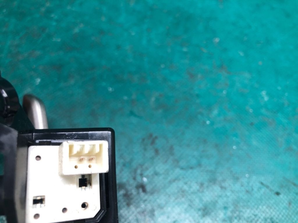 84610-53110 | Пелюстки перемикання передач прав. LEXUS NX 14-21 - Фото 4