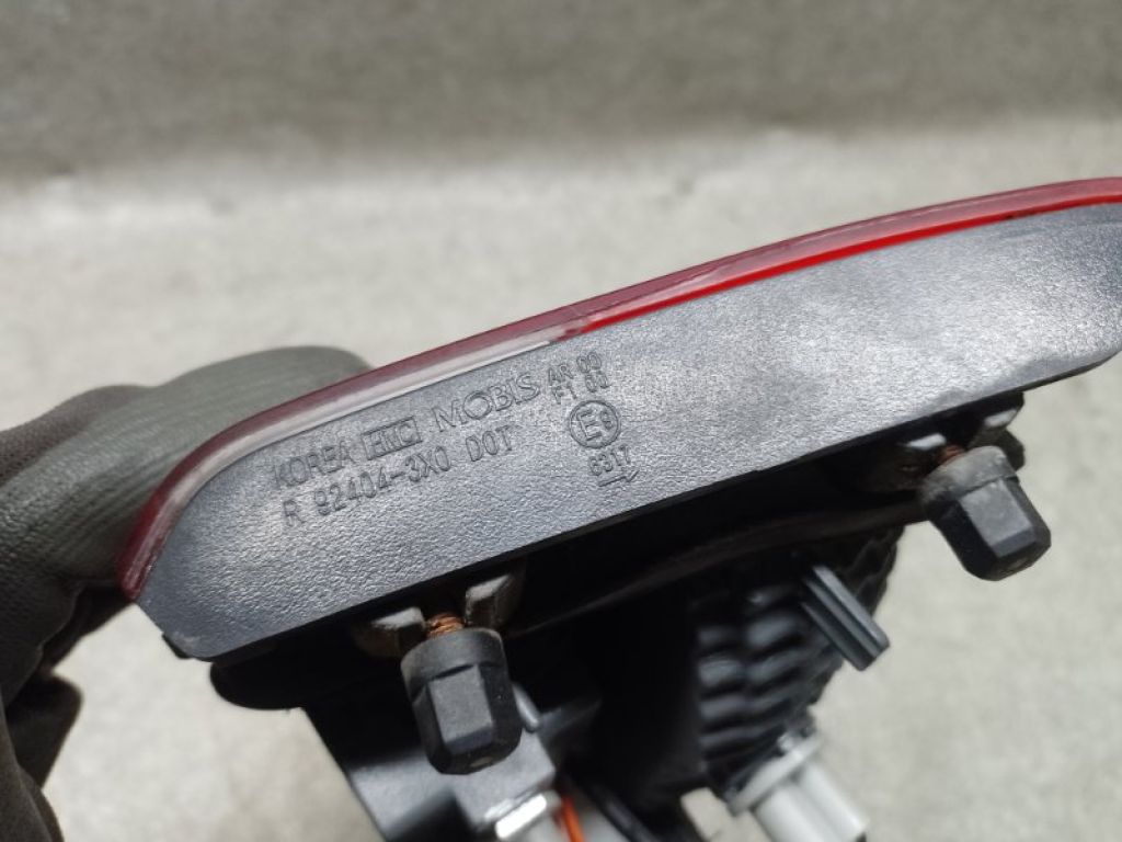 92404-3X000 | Ліхтар внутрішній прав. HYUNDAI ELANTRA MD 10-15 - Фото 3