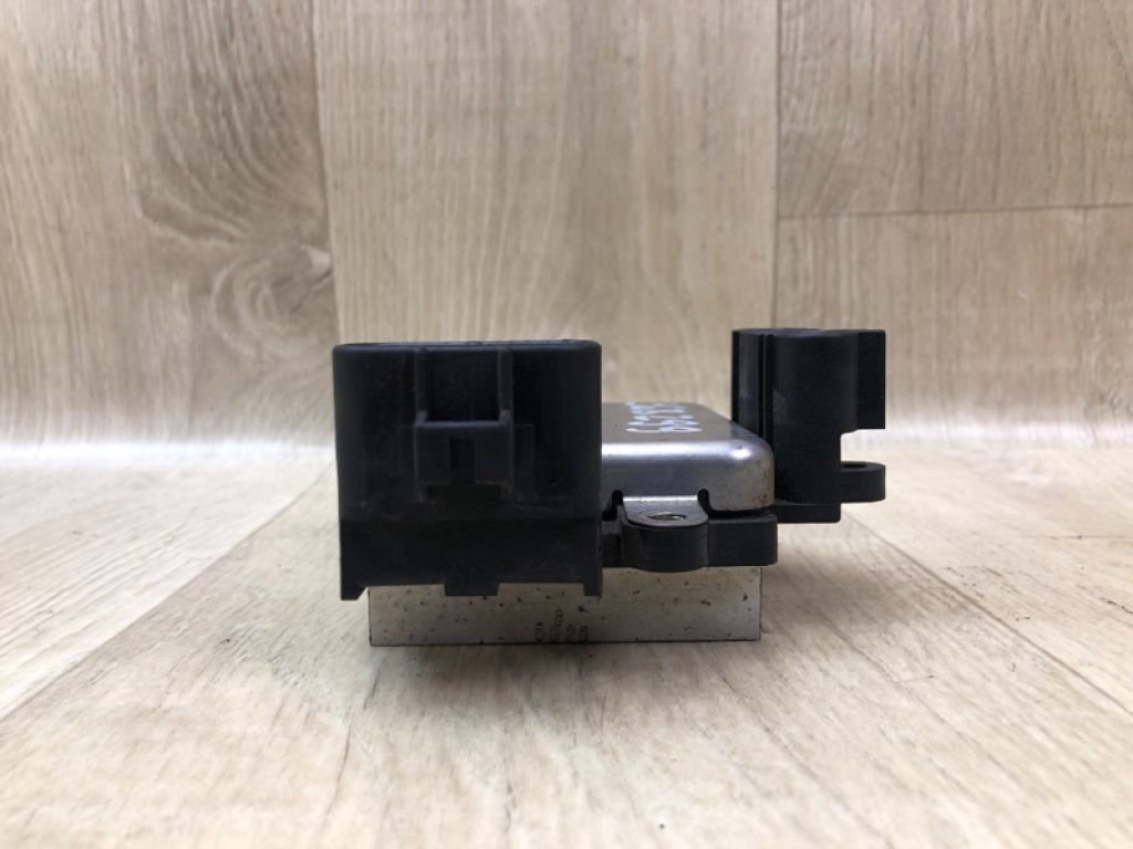 89257-48020 | Блок керування вентилятором радіатора LEXUS RX300/330/350/400 03-09 - Фото 3