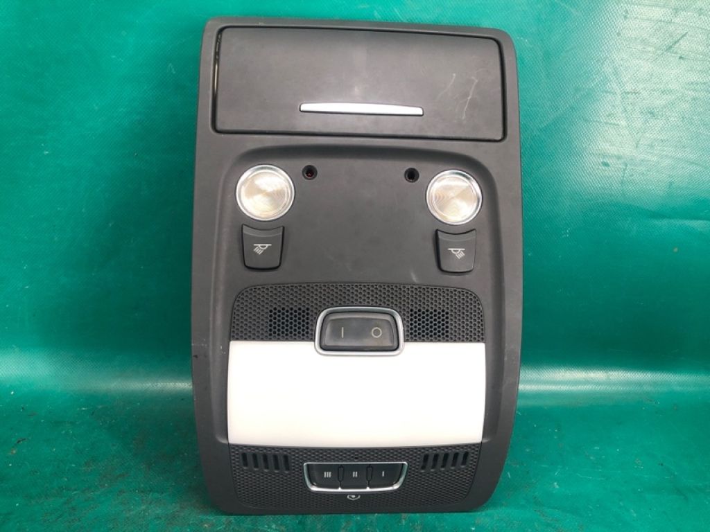 8T0 947 140 | Плафон салона AUDI Q5 08-16