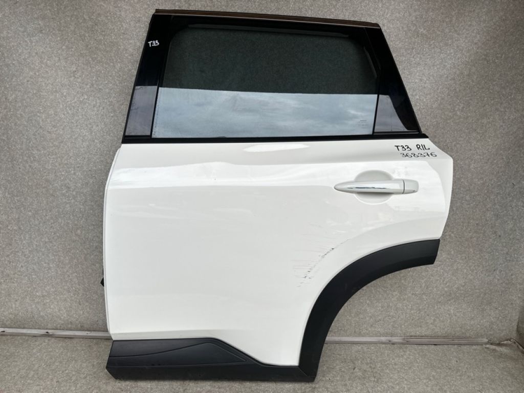 82101-6RR0B | Двері задн. лів. NISSAN X-TRAIL/ROGUE T33 20-