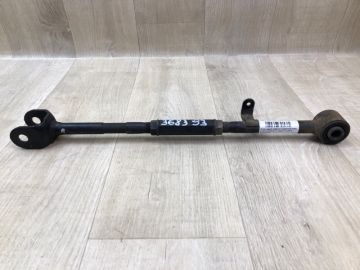 Важіль задньої підвіски нижній поперечний прав. LEXUS ES350 06-12