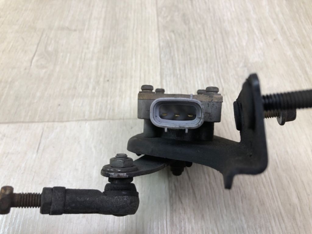 89407-41010 | Датчик положення кузова задн. прав. LEXUS ES350 06-12 - Фото 4