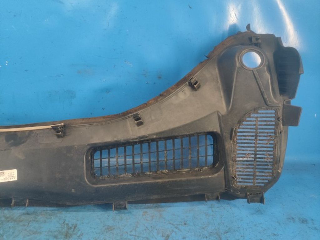 CJ54-S02216-AF | Пластик под лобовое стекло / Жабо FORD ESCAPE 12-19 - Фото 5