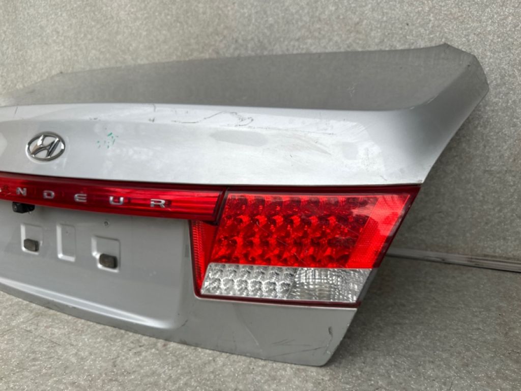 692003L020 | Кришка багажника HYUNDAI GRANDEUR 05-11 - Фото 9