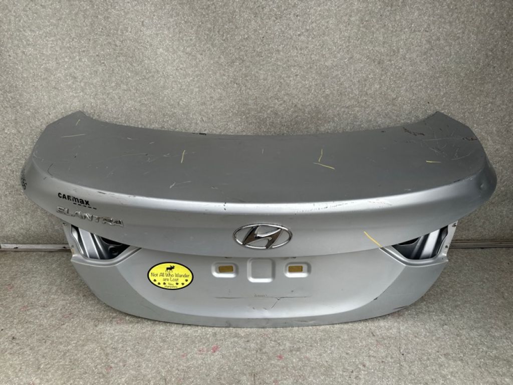 69200-3Y010 | Кришка багажника HYUNDAI ELANTRA MD 10-15
