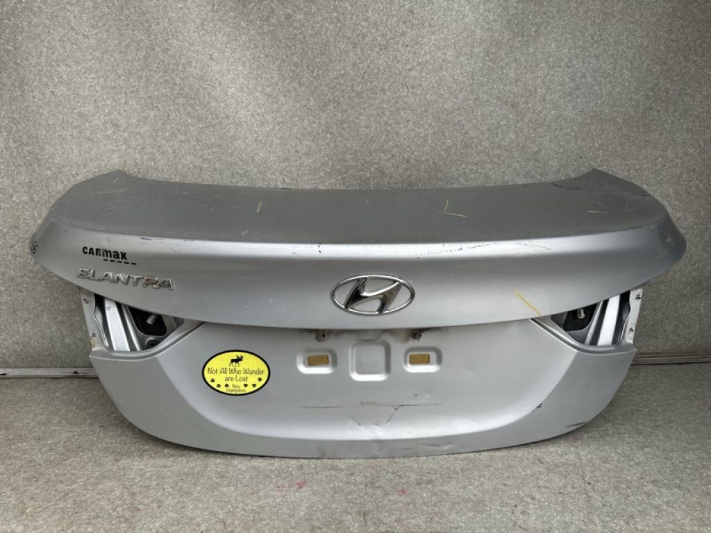69200-3Y010 | Кришка багажника HYUNDAI ELANTRA MD 10-15 - Фото 2