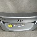 69200-3Y010 | Кришка багажника HYUNDAI ELANTRA MD 10-15 - Прев'ю 2