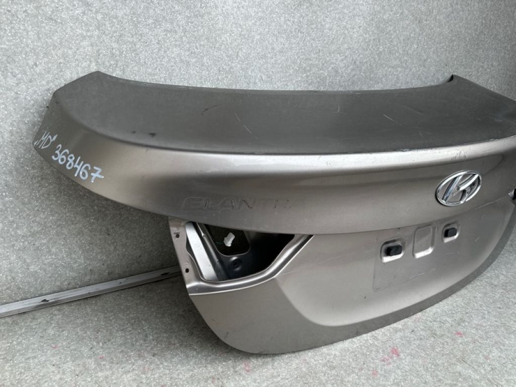 69200-3Y010 | Крышка багажника HYUNDAI ELANTRA MD 10-15 - Фото 4