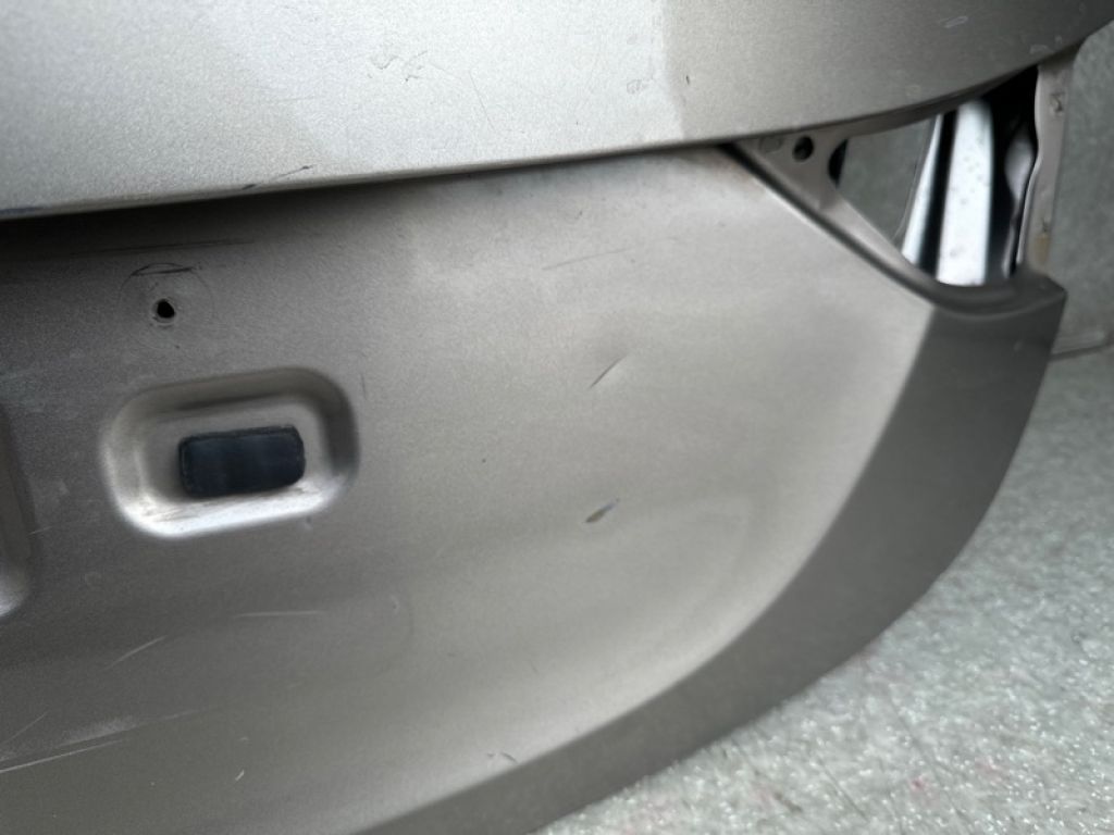 69200-3Y010 | Крышка багажника HYUNDAI ELANTRA MD 10-15 - Фото 9