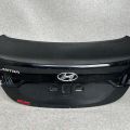 69200-3Y010 | Кришка багажника HYUNDAI ELANTRA MD 10-15