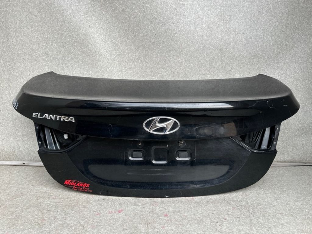 69200-3Y010 | Кришка багажника HYUNDAI ELANTRA MD 10-15 - Фото 2