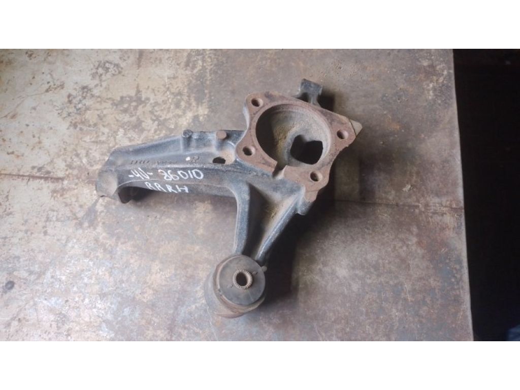 42304-06100 | Цапфа задн. прав. TOYOTA CAMRY 40 06-11