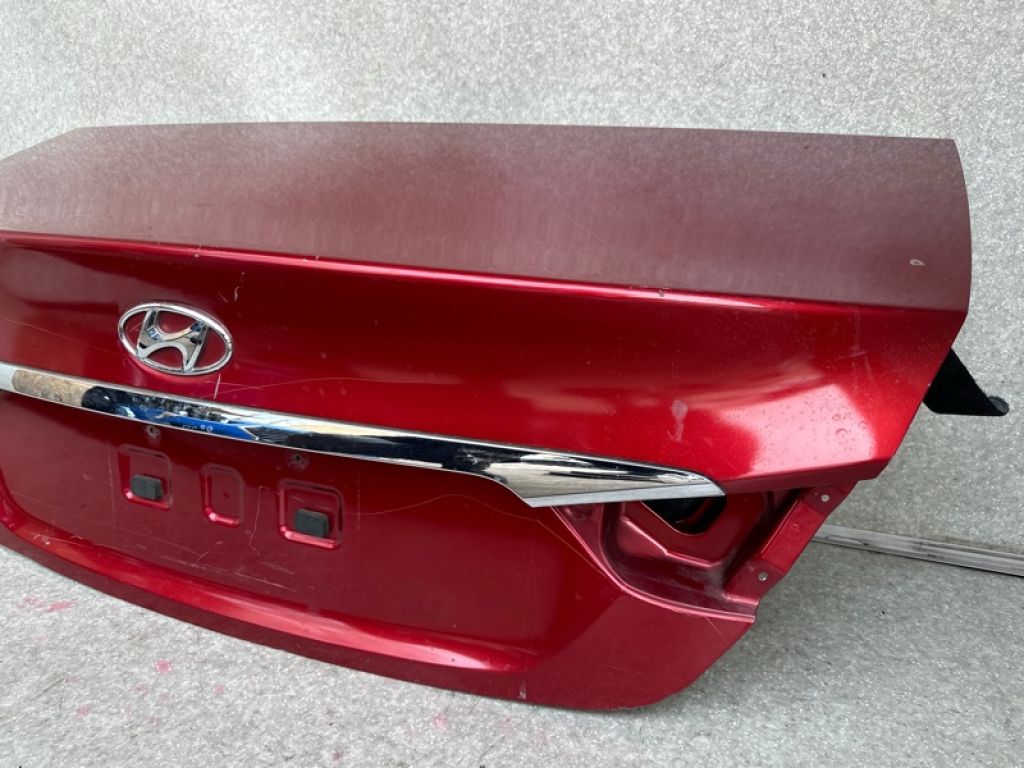 69200-3Q000 | Крышка багажника HYUNDAI SONATA YF 10-14 - Фото 5
