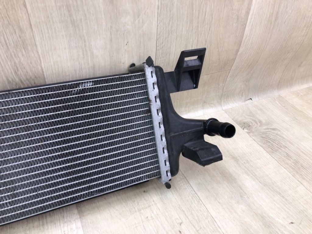 F1FZ-8005-B | Радіатор інтеркулера FORD ESCAPE 12-19 - Фото 4