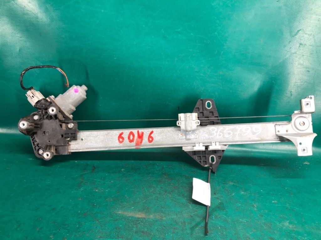 72710-STX-A02 | Стеклоподъемник задн. прав. ACURA MDX (YD2) 06-13