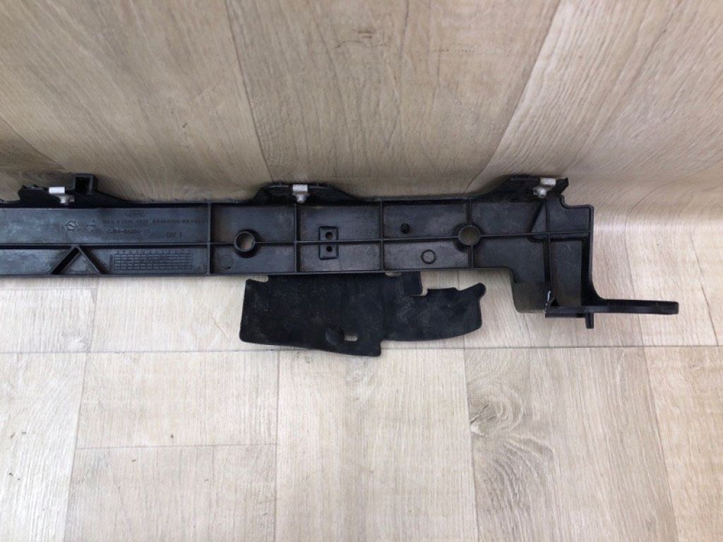 CJ5Z-8A284-C | Кронштейн решітки радіатора FORD ESCAPE 12-19 - Фото 3