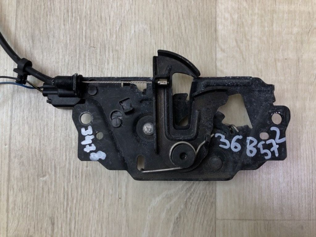 CV6Z-16700-B | Замок капоту FORD ESCAPE 12-19 - Фото 2