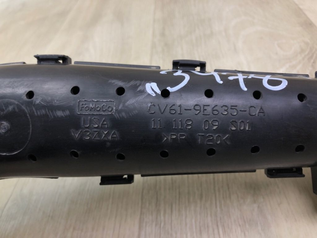 CV6Z-9A624-E | Повітрозабірник FORD ESCAPE 12-19 - Фото 4