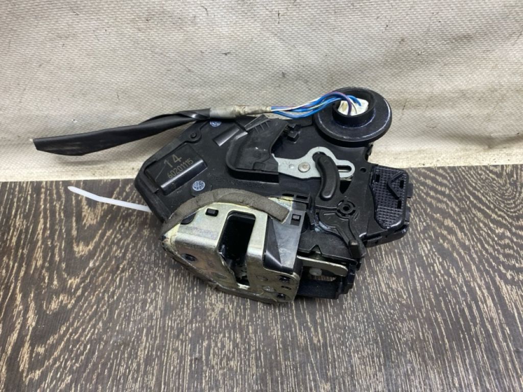 69060-33111 | Замок двері задн. лів. LEXUS ES300 ES330 01-06 - Фото 2