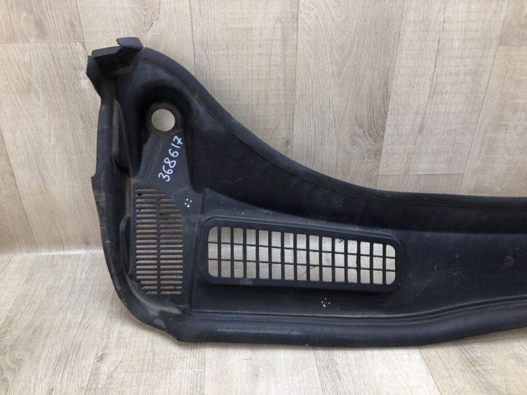 CJ5Z-78022A68-A | Пластик під лобове скло / Жабо FORD ESCAPE 12-19 - Фото 2