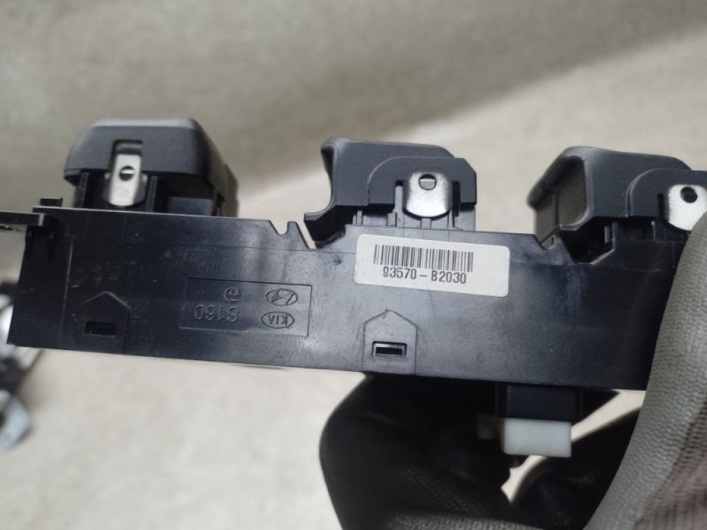 935702T030 | Блок керування склопідіймачами KIA OPTIMA TF 11-16 - Фото 4