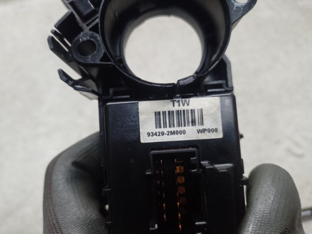 934102M810 | Підрульовий перемикач KIA OPTIMA TF 11-16 - Фото 3