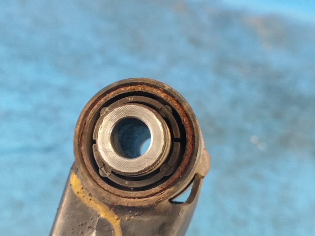 20202AJ04A | Важіль передньої підвіски нижній прав. SUBARU OUTBACK 09-14 BR - Фото 5