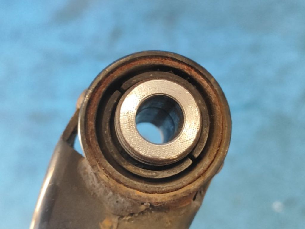 20202AJ04A | Важіль передньої підвіски нижній прав. SUBARU OUTBACK 09-14 BR - Фото 6