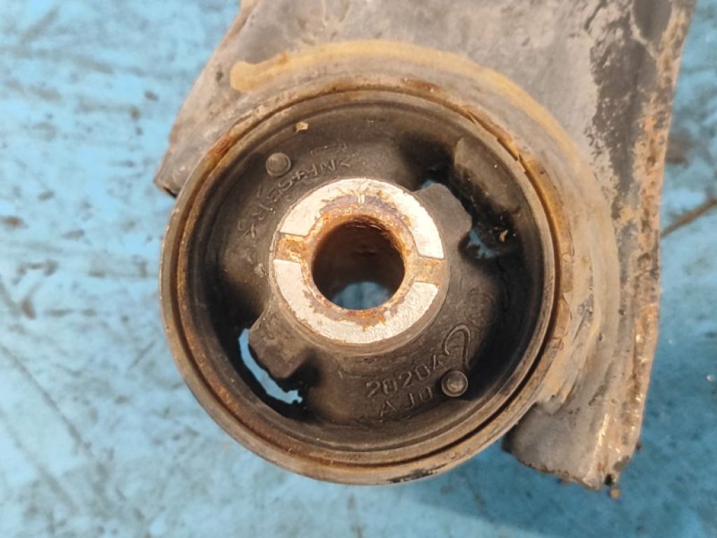 20202AJ05A | Важіль передньої підвіски нижній лів. SUBARU OUTBACK 09-14 BR - Фото 3