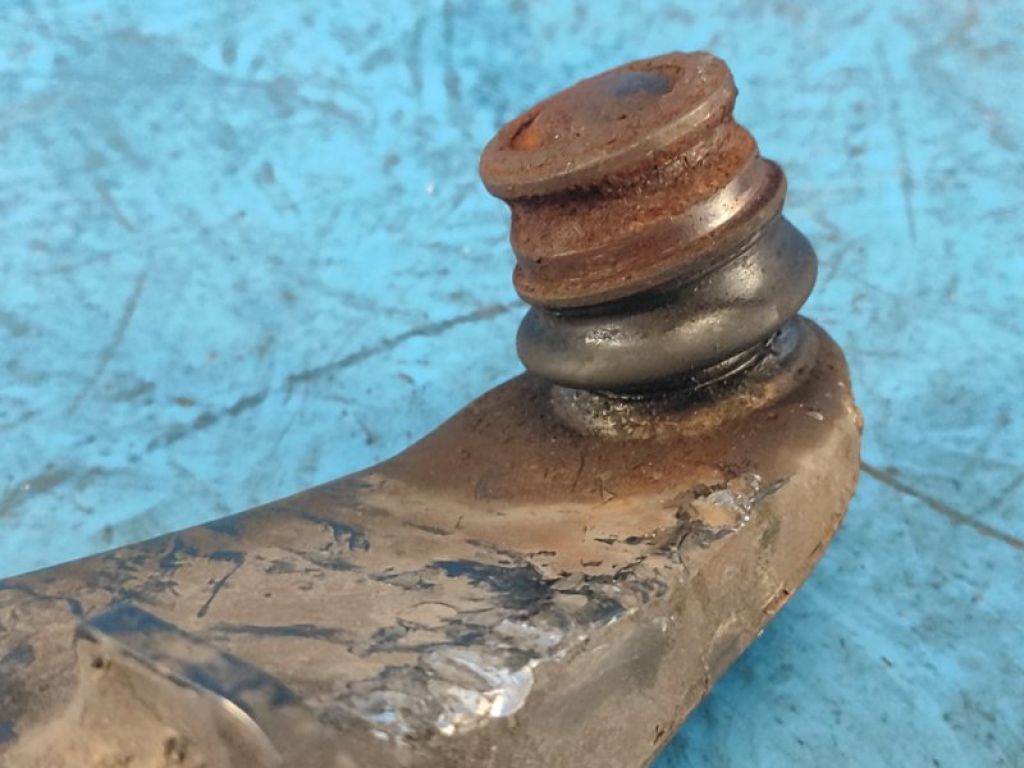 20202AJ05A | Важіль передньої підвіски нижній лів. SUBARU OUTBACK 09-14 BR - Фото 7