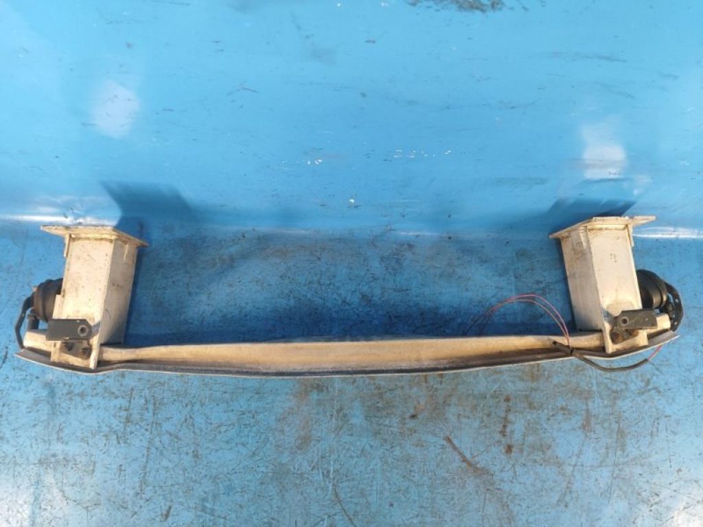 8R0 807 113 B | Усилитель переднего бампера AUDI Q5 08-16 - Фото 3