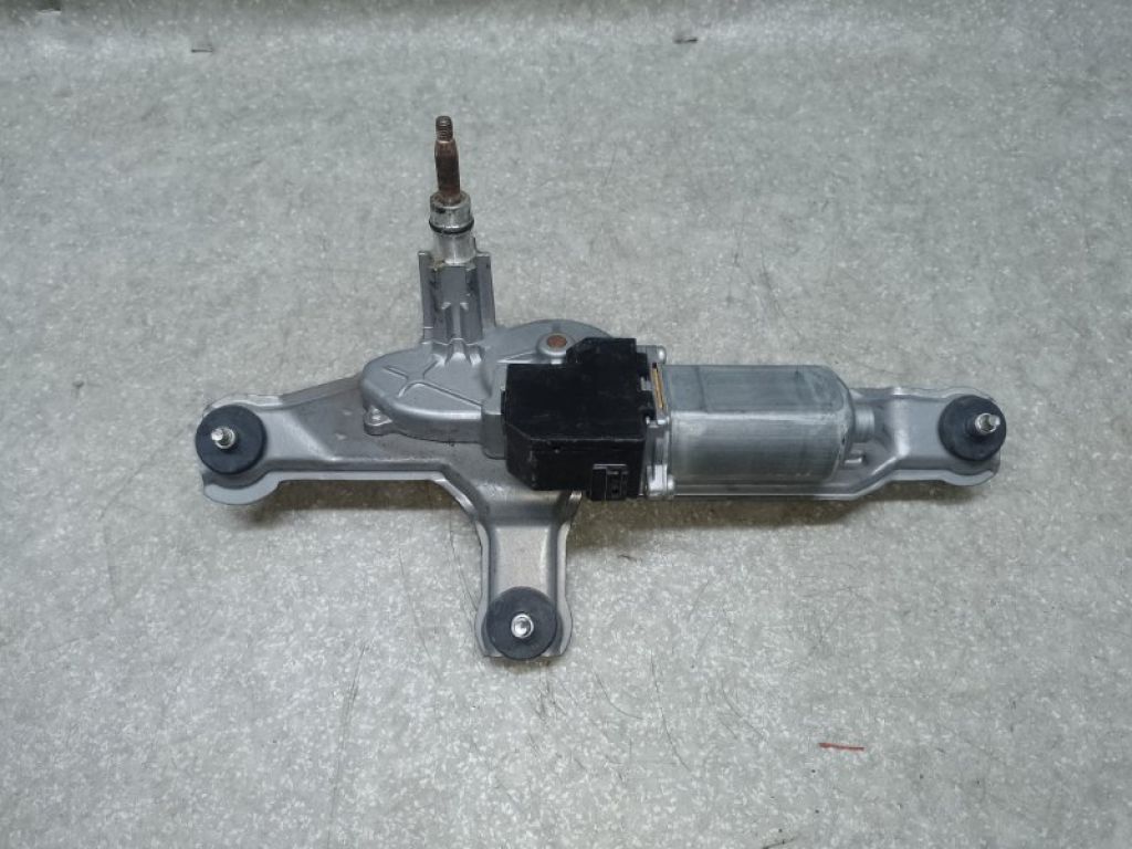 8513048030 | Моторчик склоочисника задн. LEXUS RX300/330/350/400 03-09