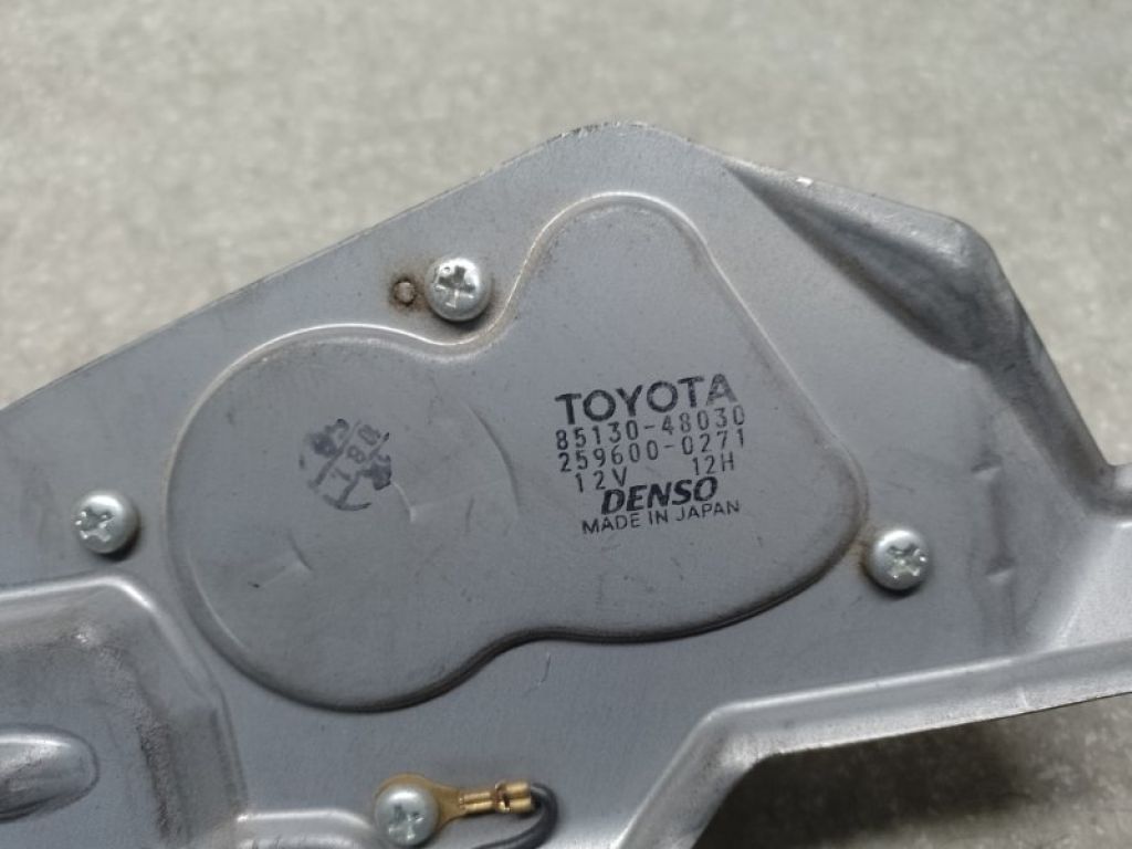 8513048030 | Моторчик склоочисника задн. LEXUS RX300/330/350/400 03-09 - Фото 3