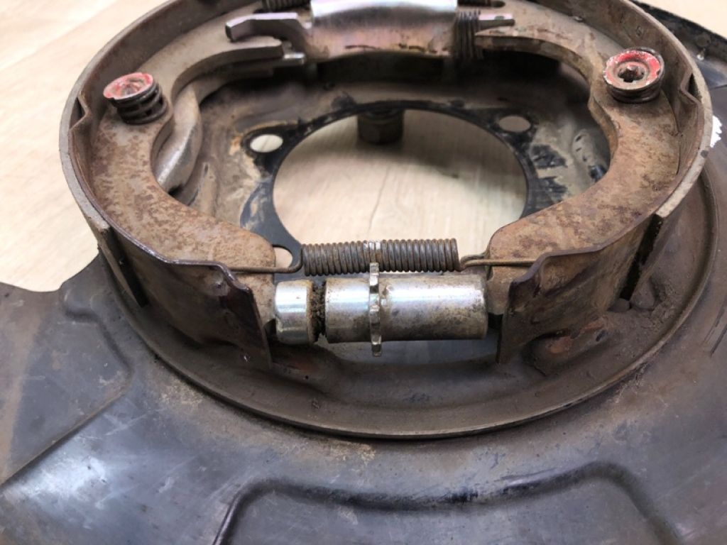 4800A026 | Гальмівний механізм задн. прав. MITSUBISHI OUTLANDER XL 05-13 - Фото 3