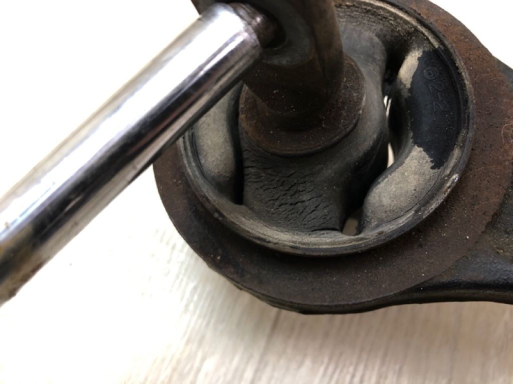 4125A034 | Рычаг задней подвески продольный прав. MITSUBISHI OUTLANDER XL 05-13 - Фото 7