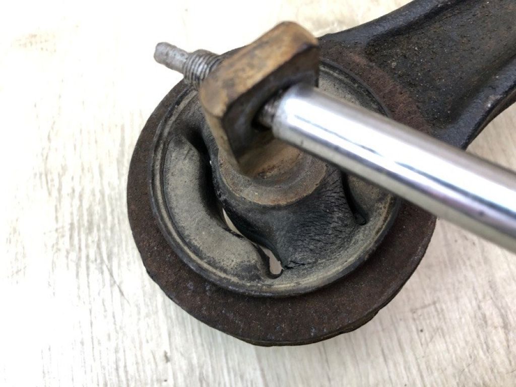 4125A033 | Рычаг задней подвески продольный лев. MITSUBISHI OUTLANDER XL 05-13 - Фото 7