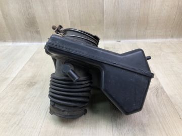 Резонатор повітряного фільтра LEXUS ES350 06-12