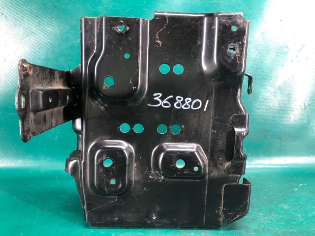 64860-JM00A | Кріплення акумулятора NISSAN ROGUE 08-15 - Фото 2