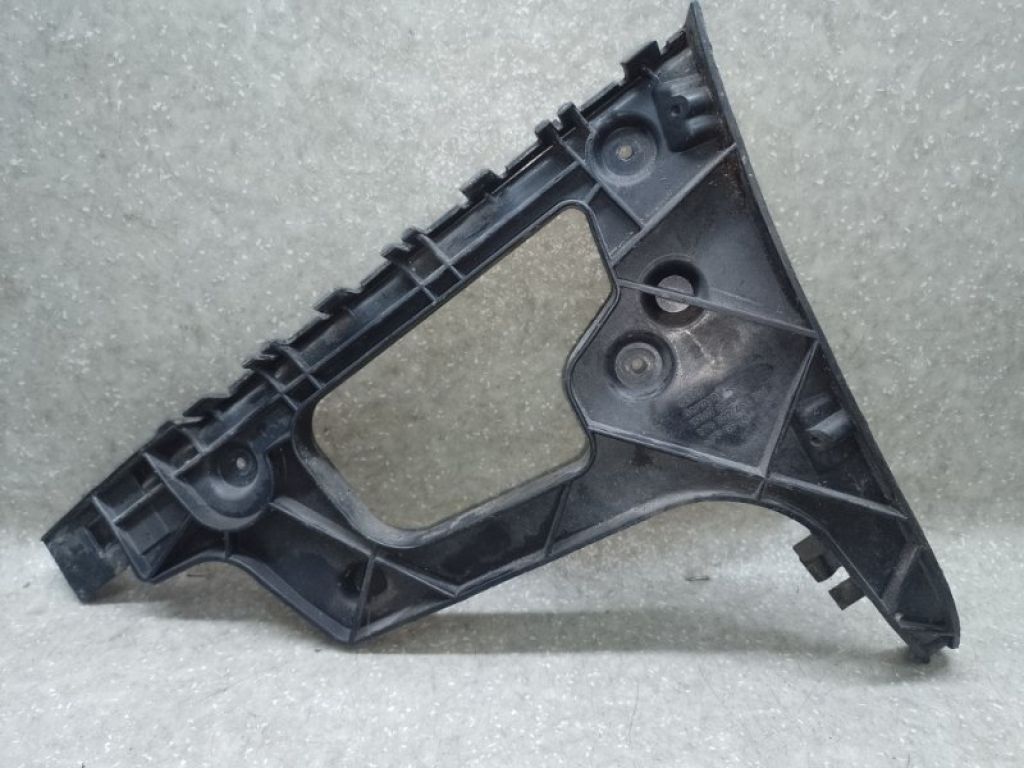 8T0807572 | Кронштейн заднього бампера прав. AUDI A5 07-17