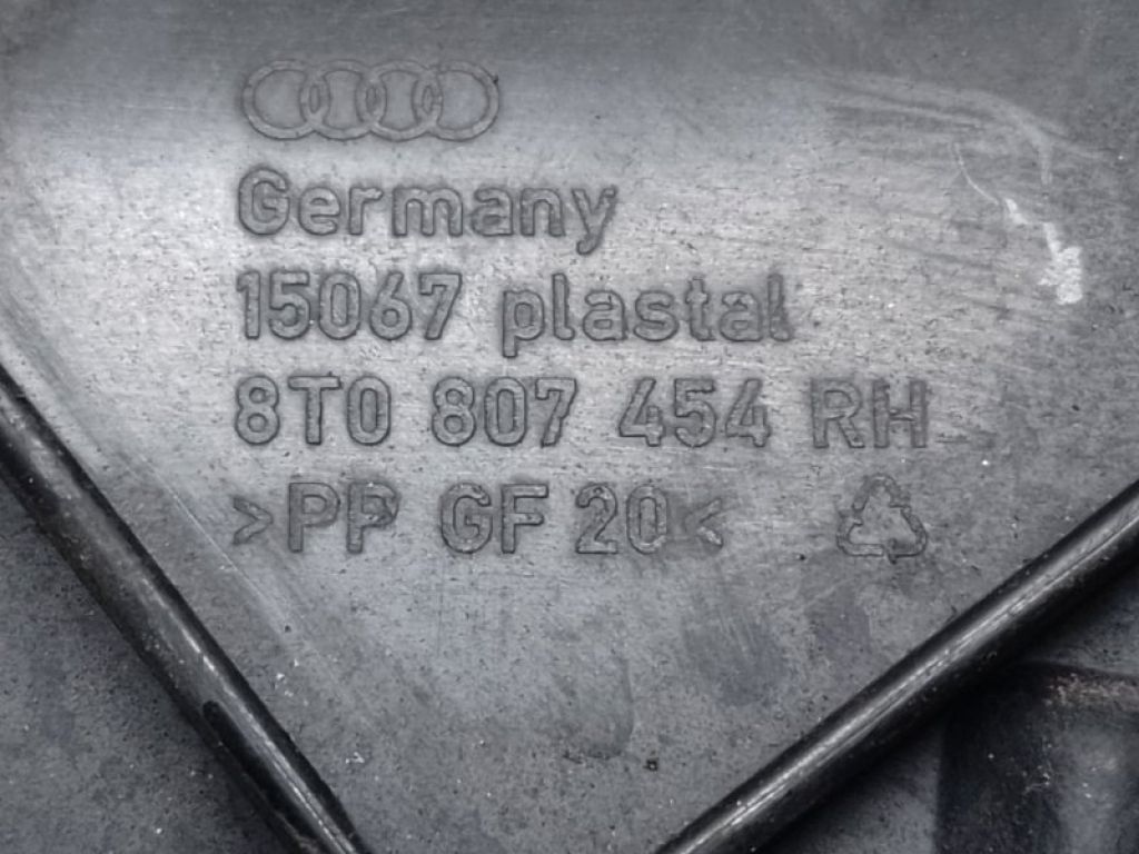 8T0807572 | Кронштейн заднього бампера прав. AUDI A5 07-17 - Фото 3