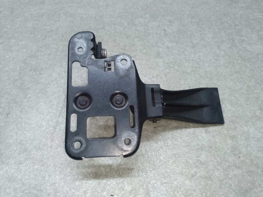 8T0823480 | Гак замка капота AUDI A5 07-17 - Фото 2