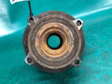 Маточина колеса передн. прав. ACURA MDX (YD2) 06-13