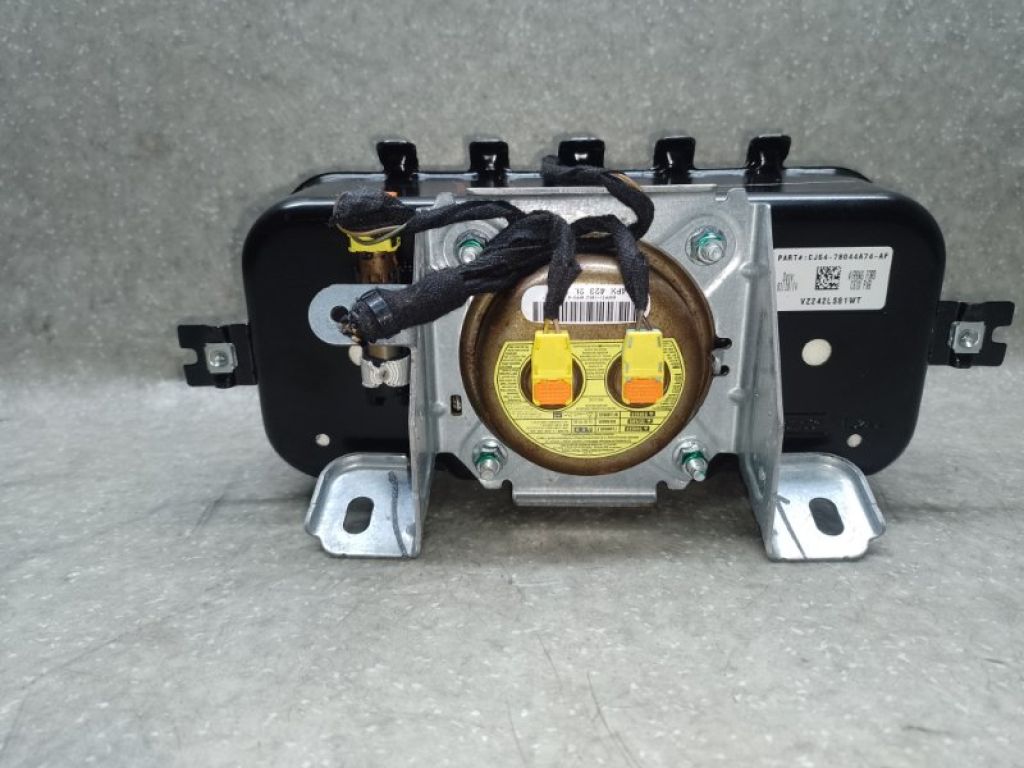 CJ5Z-78044A74-B | Подушка безпеки пасажира FORD ESCAPE 12-19 - Фото 2